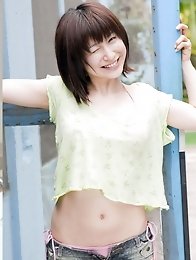 Mari Okamoto Asian shows sexy legs in very naughty photo sessions