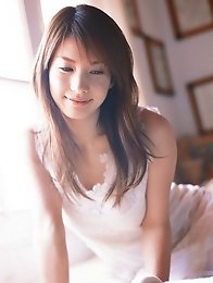 Captivating gravure idol babe Junko Yaginuma seduces in her black lingerie