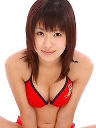 Mari Kobayashi Asian cutie shows off her cleavage in a red bra