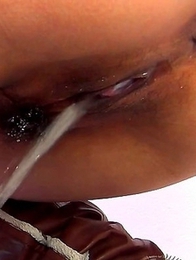 Japanese Piss Fetish Porn - Asian Girls Pissing Uncensored - Squat and Flow