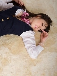 Horny schoolgirl Yuma Miyazaki shows off her feet before using a vibrator on cam
