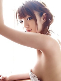 Check out sensational boobs of Asian queen Tsubasa Amami