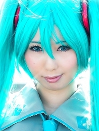 Miku Oguri - Miku Cosplay