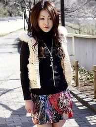 Lusty Yu Yamashita poses and teases