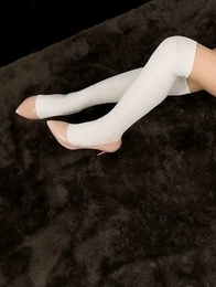 Horny brunette in thigh highs Yuu Kazuki gets her sexy legs fucked hard