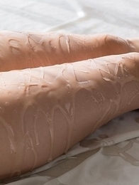 Two babes Kisaragi Juri and Shinosaki Kotomi are masturbating their muffs on cam