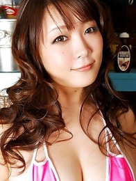 Choose the gallery of Hinata Komine and feel the real excitement