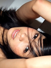 Gorgeous Nana Ogura loves fingering her hairy twat