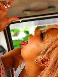 Raina Ogami gives a fine blowjob