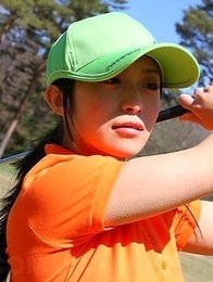 Beautiful golf chick Nana Kunimi