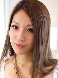 Manami Ichikawa loves to show off