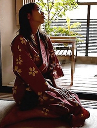 Alluring photoset with a slender Japanese goddess Akina