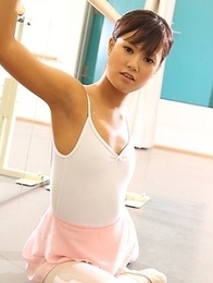 Ruri Kinoshita bares her boobies