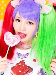 Shuri Atomi Sucks Candy Dick