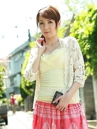 Asian Chika Sasaki in pink and yellow outfit