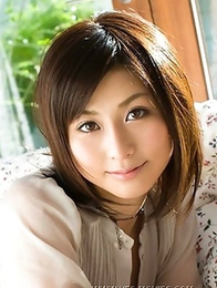 Akari Asahina loves getting naked in front of cameras