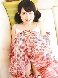 Akina Tokunaga