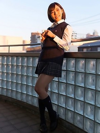 Busty Japan teen  Fujikawa Reina in schoolgirl uniform