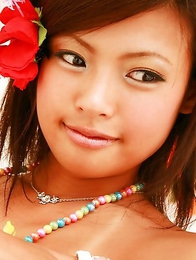 Ryo Kanezaki Asian takes short jeans off and shows ass in bikini