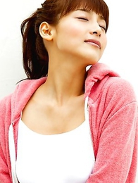 Saki Aibu in blue dress is so sexy doing soap bubbles