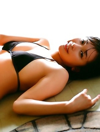 Mami Yamasaki perfect doll in colorful lingerie plays a lot