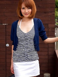 Misuzu Tachibana with hot cleavage takes short skirt off