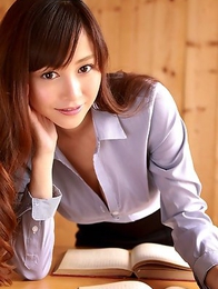 Anri Sugihara shows huge tits in bra and takes skirt off