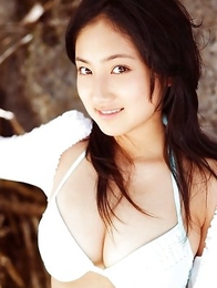 Saaya Irie with big assets loves playing in the warm ocean
