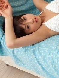 Yuuri Shiina in sexy bath suit shows that is ready for sea