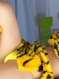 Yuri Hamada is sexy and in mood for some action tiger