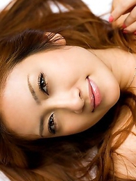 Dina Katou wants to show you her wonderful tits